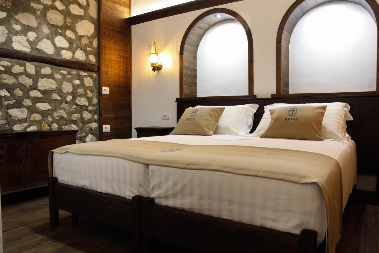 Kruja Albergo Diffuso , Inside Kruja Castle Dış mekan fotoğraf