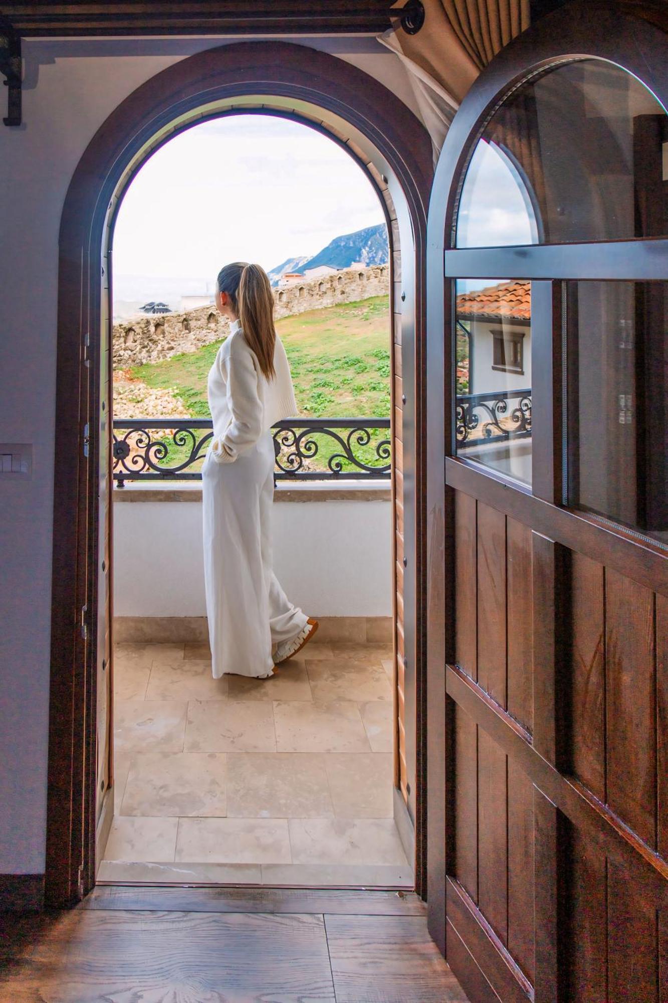 Kruja Albergo Diffuso , Inside Kruja Castle Dış mekan fotoğraf
