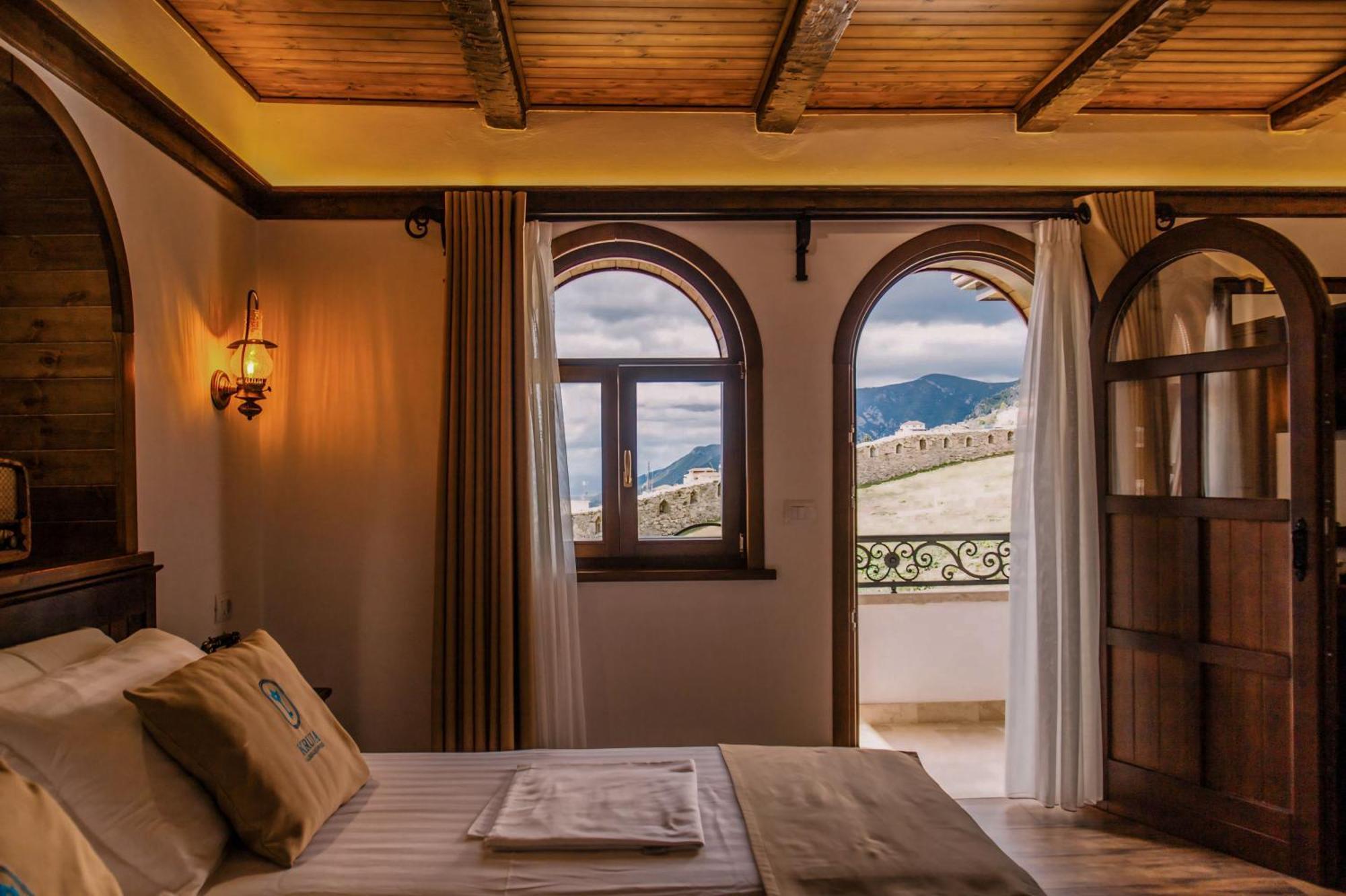 Kruja Albergo Diffuso , Inside Kruja Castle Dış mekan fotoğraf